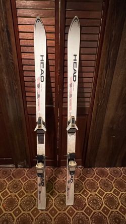 Skis size is about 140