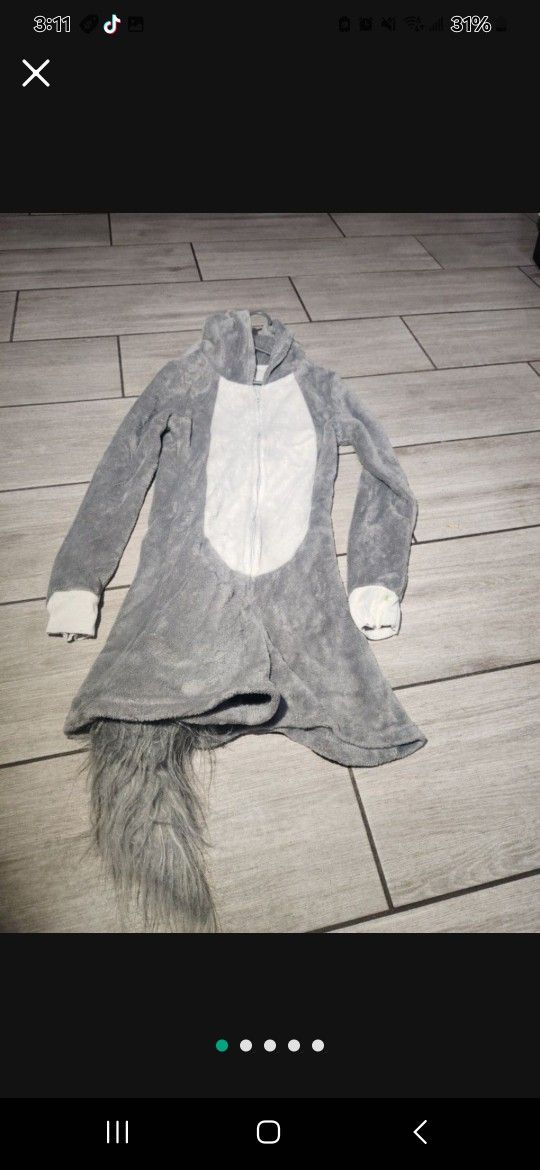 Halloween Womens Animal Costumes
Adult Wolf Romper