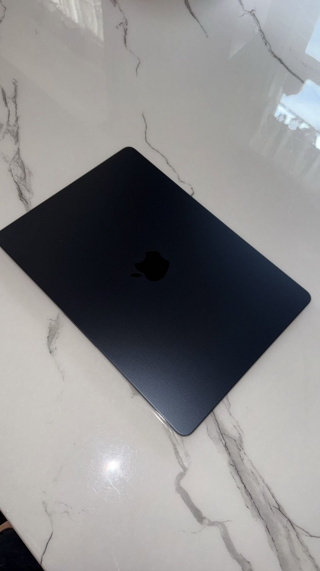💻 Midnight Blue MacBook Air (M4) – 16GB ⁄ 256GB 🚀
