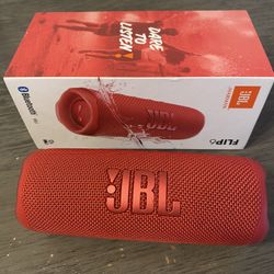 JBL FLIP6 Bluetooth Speaker 