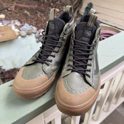 Vans Sk8-Hi Waterproof Insulated Shoe