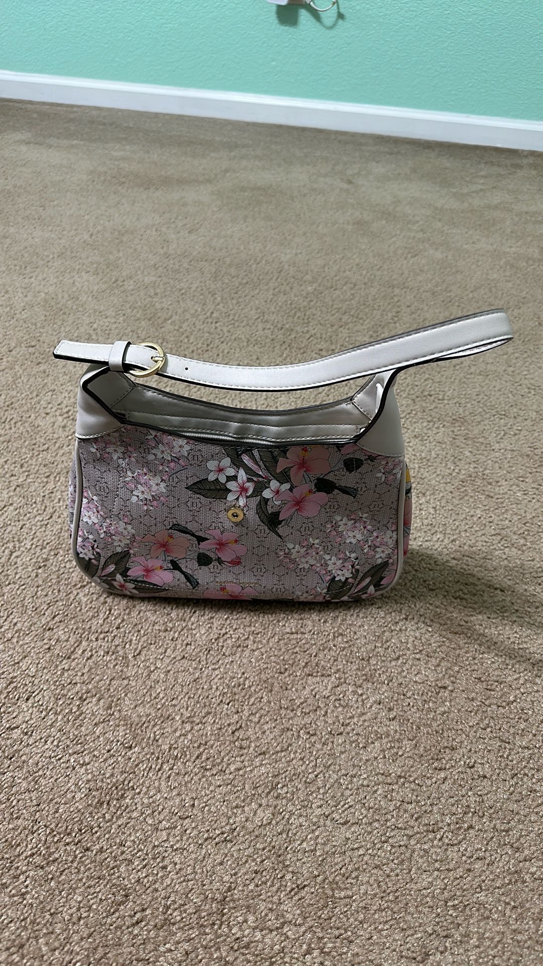 Flower Print Purse.