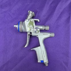 SATA Jet 5000 B RP Paint Gun w/1.4 Nozzle - Excellent Condition