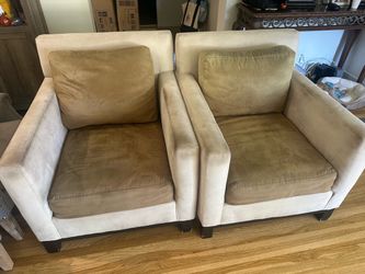Set of 2 Comfortable Accent Chairs