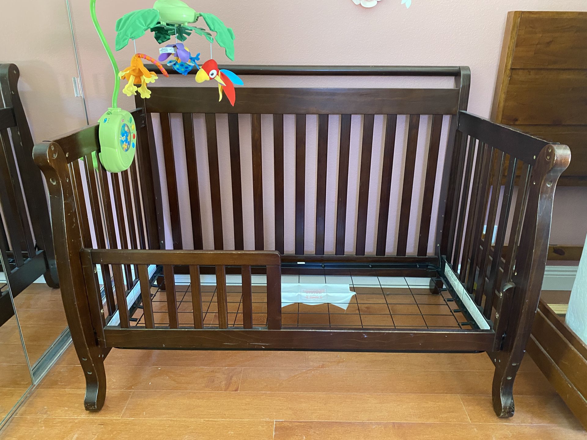 Infant Toddler Kids Bed + Changing Table 