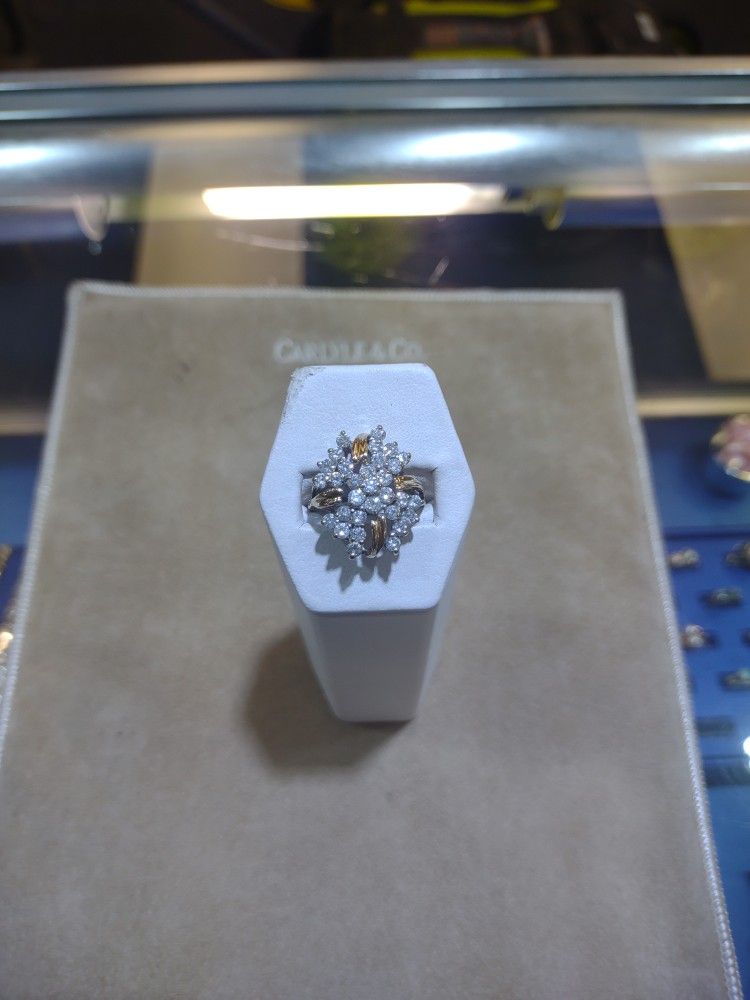 Women Ring With Diamond 