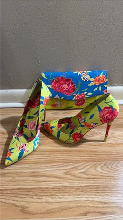 Floral Stiletto Heels and Clutch Set