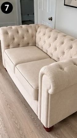 Gorgeous Cream/Beige Chesterfield 2-Seater Loveseat – Excellent Condition!