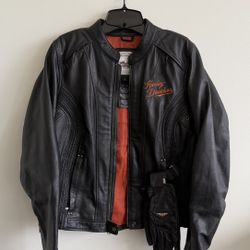 Women’s Ladies Harley Davidson Leather Jacket + Gloves