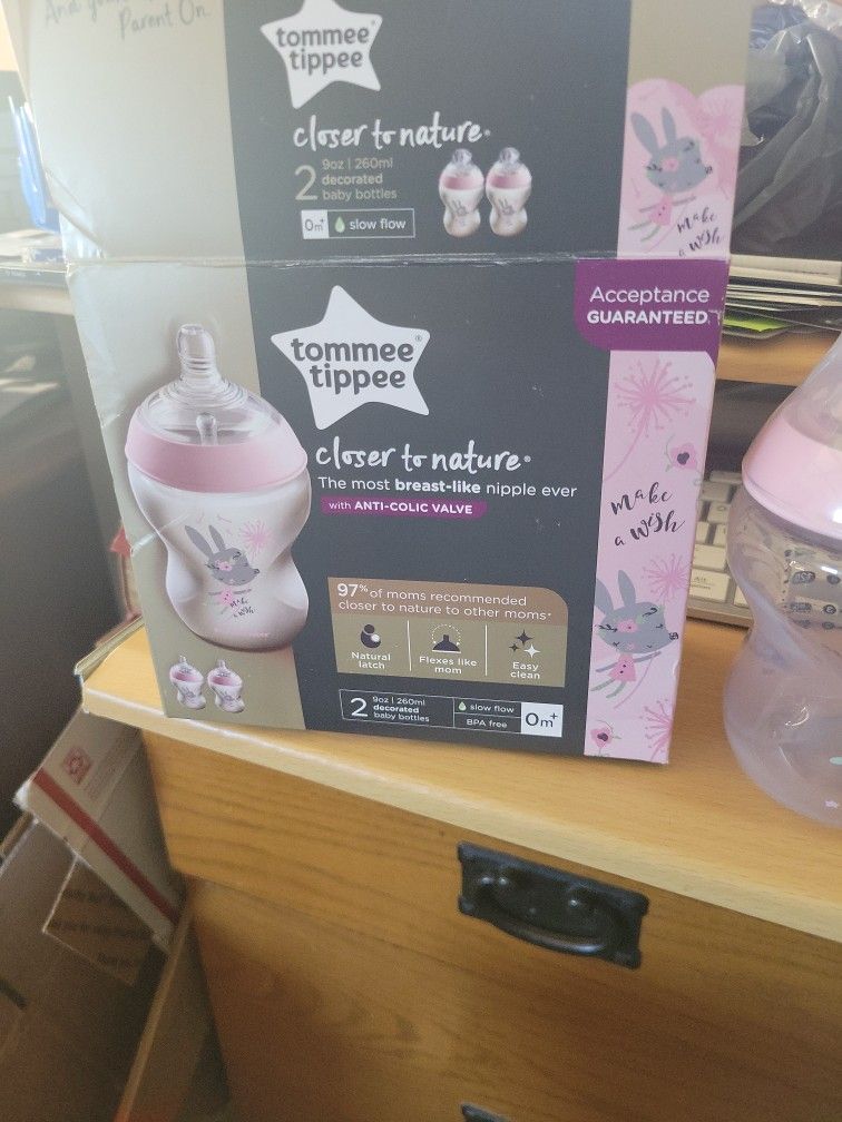 Tommee Tippee Closer To Nature 260ml Decorated Baby Bottles 2 Count