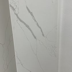 Quartz Countertop Calacatta Mona