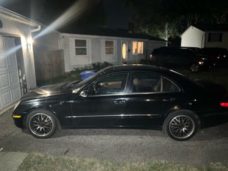 2008 Mercedes-Benz E-Class- Runs—Selling As-Is/ Parts—Transmission/ Drivetrain Issue—Clean Title