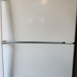 looking for a used refrigerator