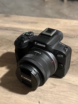 Canon eos r50