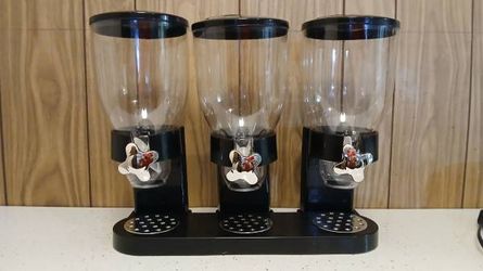Food Dispenser