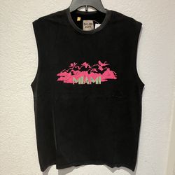 Gallery Vest