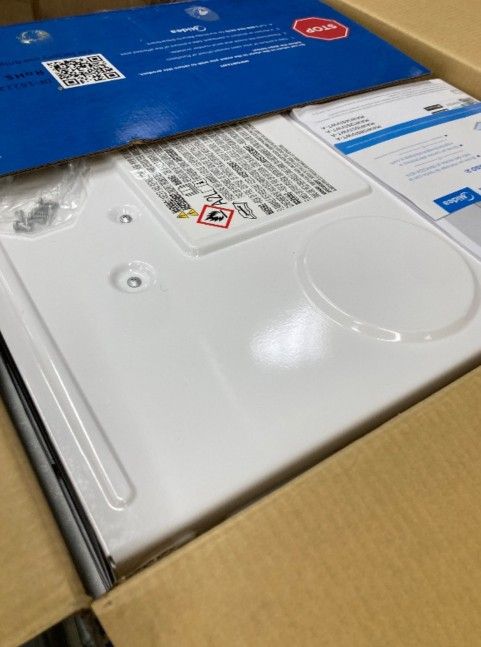New Midea 8,000 BTU Window Air Conditioner
