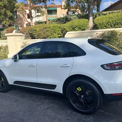 2021 Porsche Macan