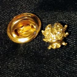 Vintage Gold Plated Ladybug Pin/Lapel 