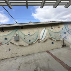 wall ornaments