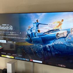 75 inch Hisense TV 4KUHD