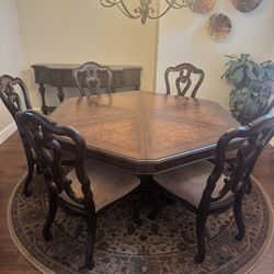 Stanley Dining Table w/6 Chairs