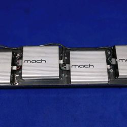 2003 Ford Mustang GT Mach 1000 Watt Amplifier 10 Inch Subwoofers