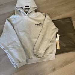 Essential Hoodie
