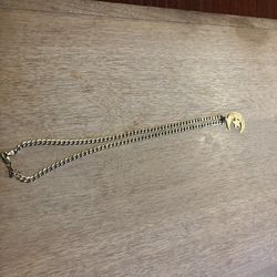 14 kart gold necklace