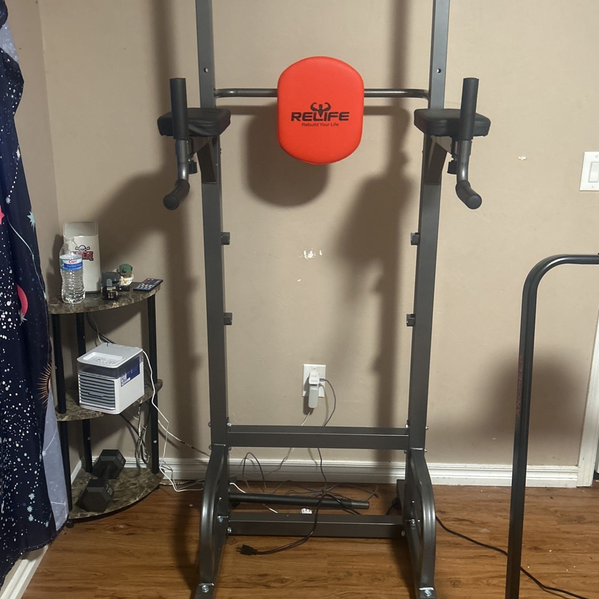 Pull up Bar Station