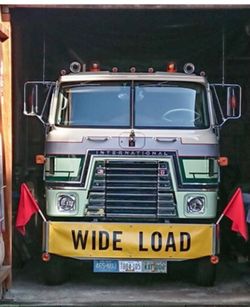 International Cabover Semi Truck
