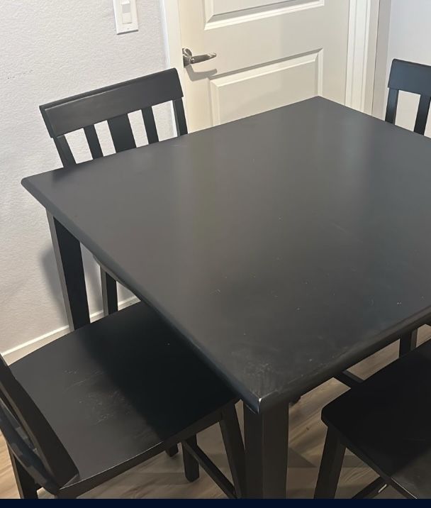 Dark Brown Table with 4 Chairs