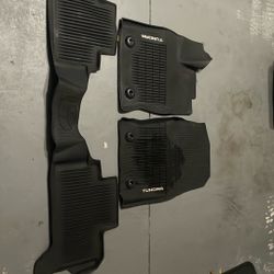 Toyota Tundra All Weather Floor Matt’s 