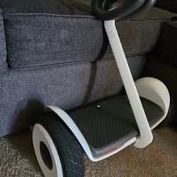 Segway 9-BOT S KIDS..BLUETOOTH
