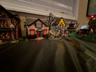 Department 56 halloween village lot.