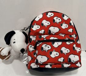 Peanuts Snoopy 2 Piece Set , Mini Backpack, plush Keychain.