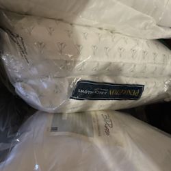 2 Famous Pillows
