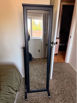 Standing Mirror Jewelry Box