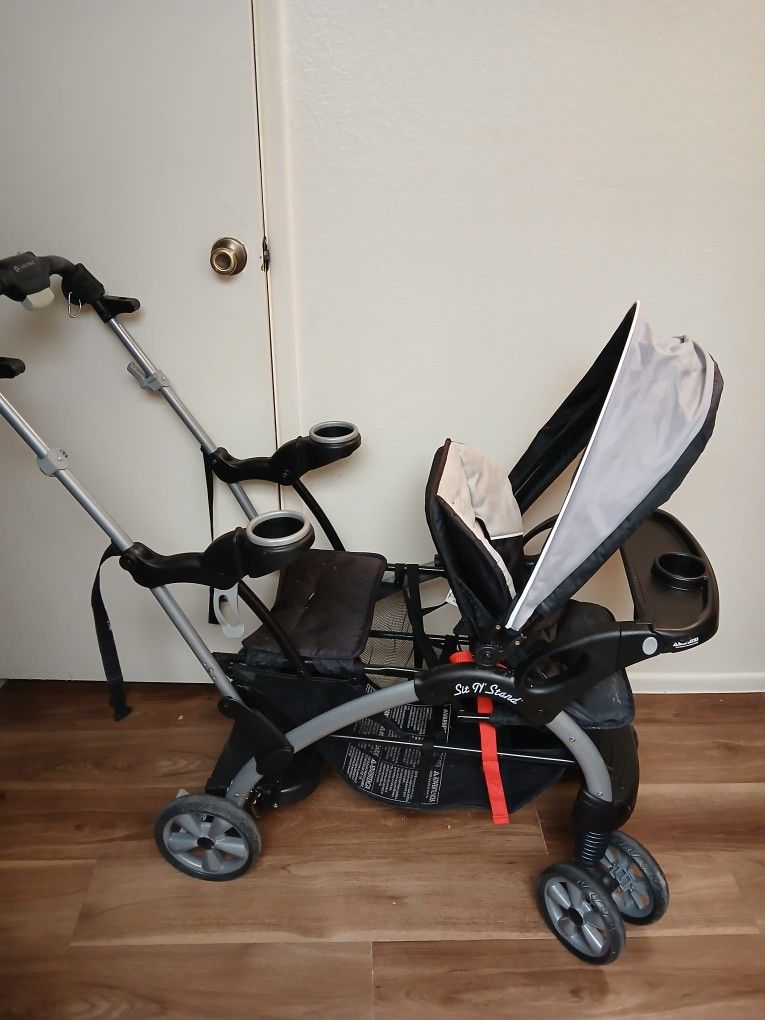 baby stroller