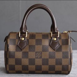 SOLD! Damier Ebene Speedy 30 in Excellent Condition with Dustbag