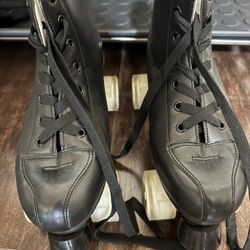 Black Classic Light Up Roller Skates 