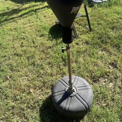 Everlast Standing Punching Item Good Condition 