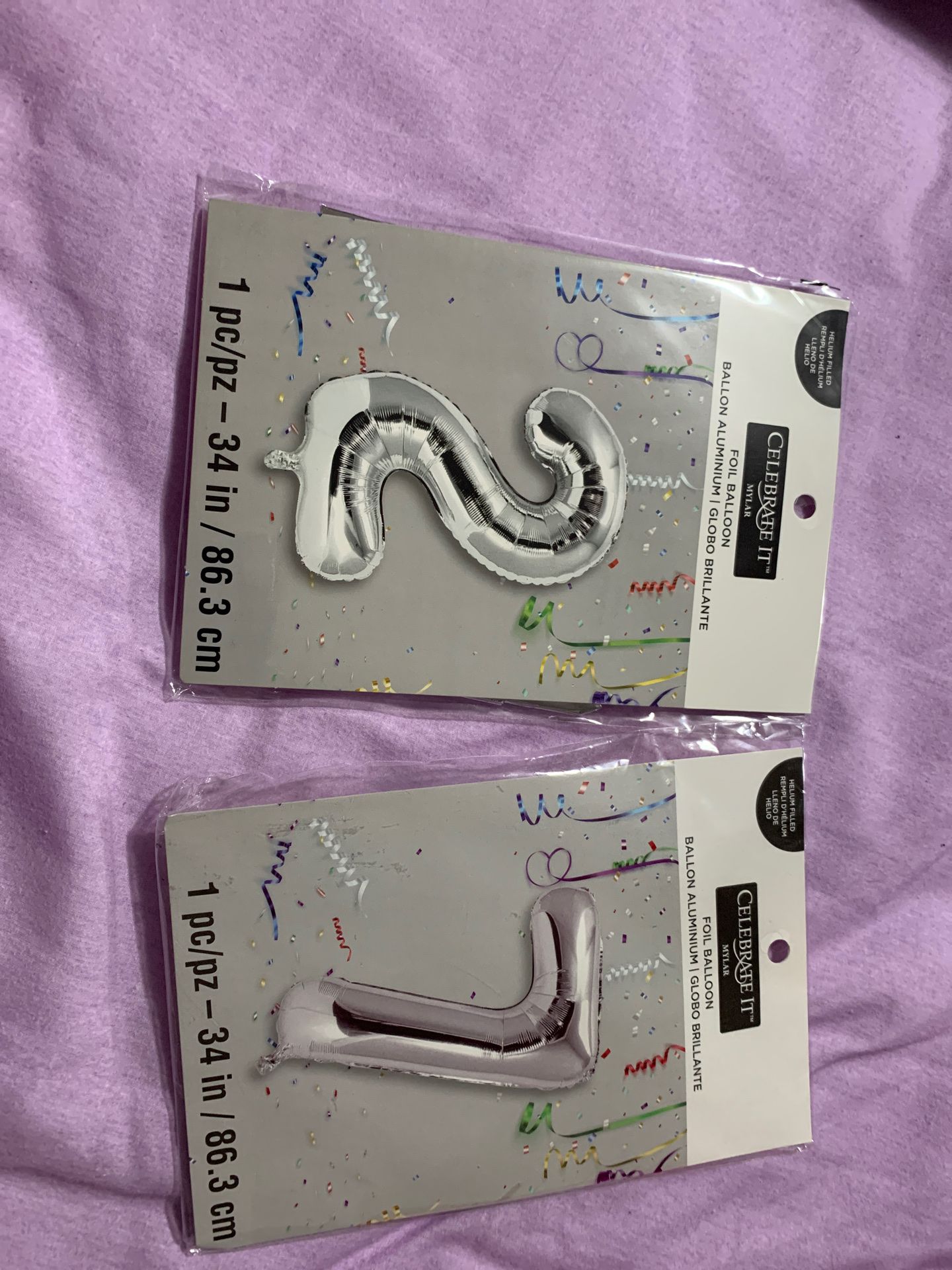 Foil balloon number 2 and 7