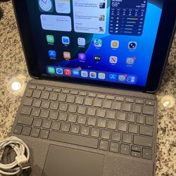 Apple iPad 9th Generation 64gb Wi-Fi + Cellular Unlocked With Keyboard/case And Charging Cable - Very Nice - Works Great 