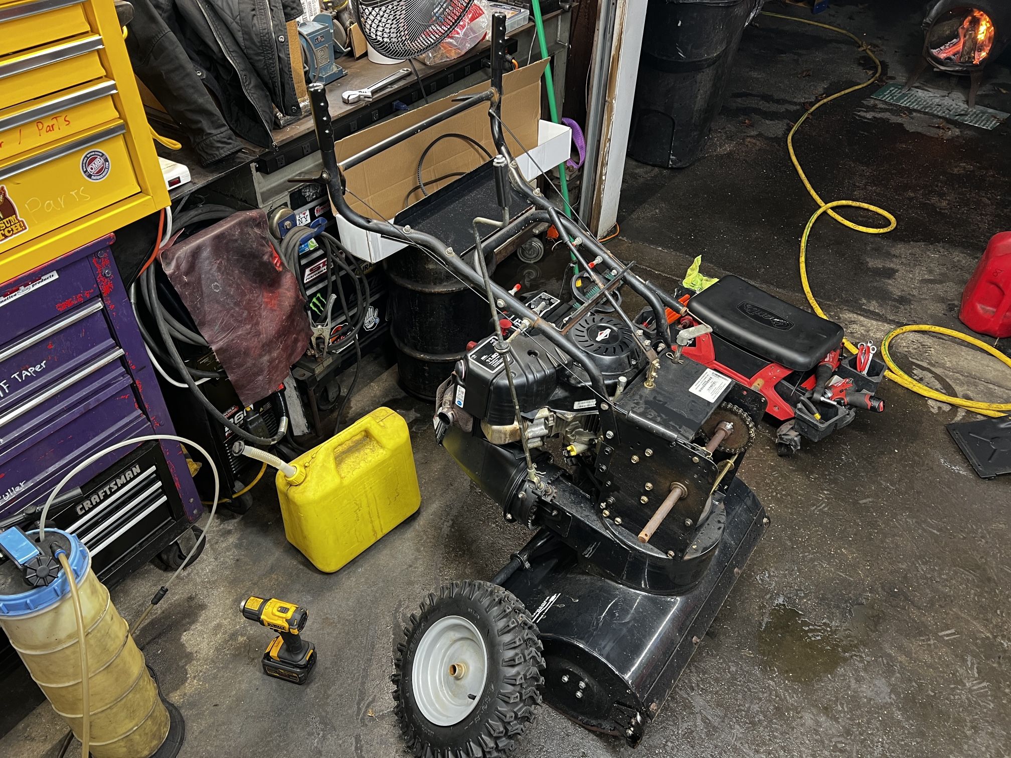 Snow Equipment 