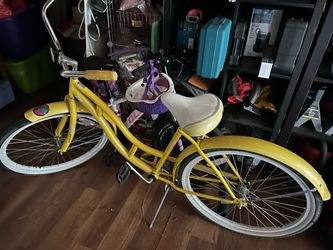 Classic Schwinn Cruiser Yellow!