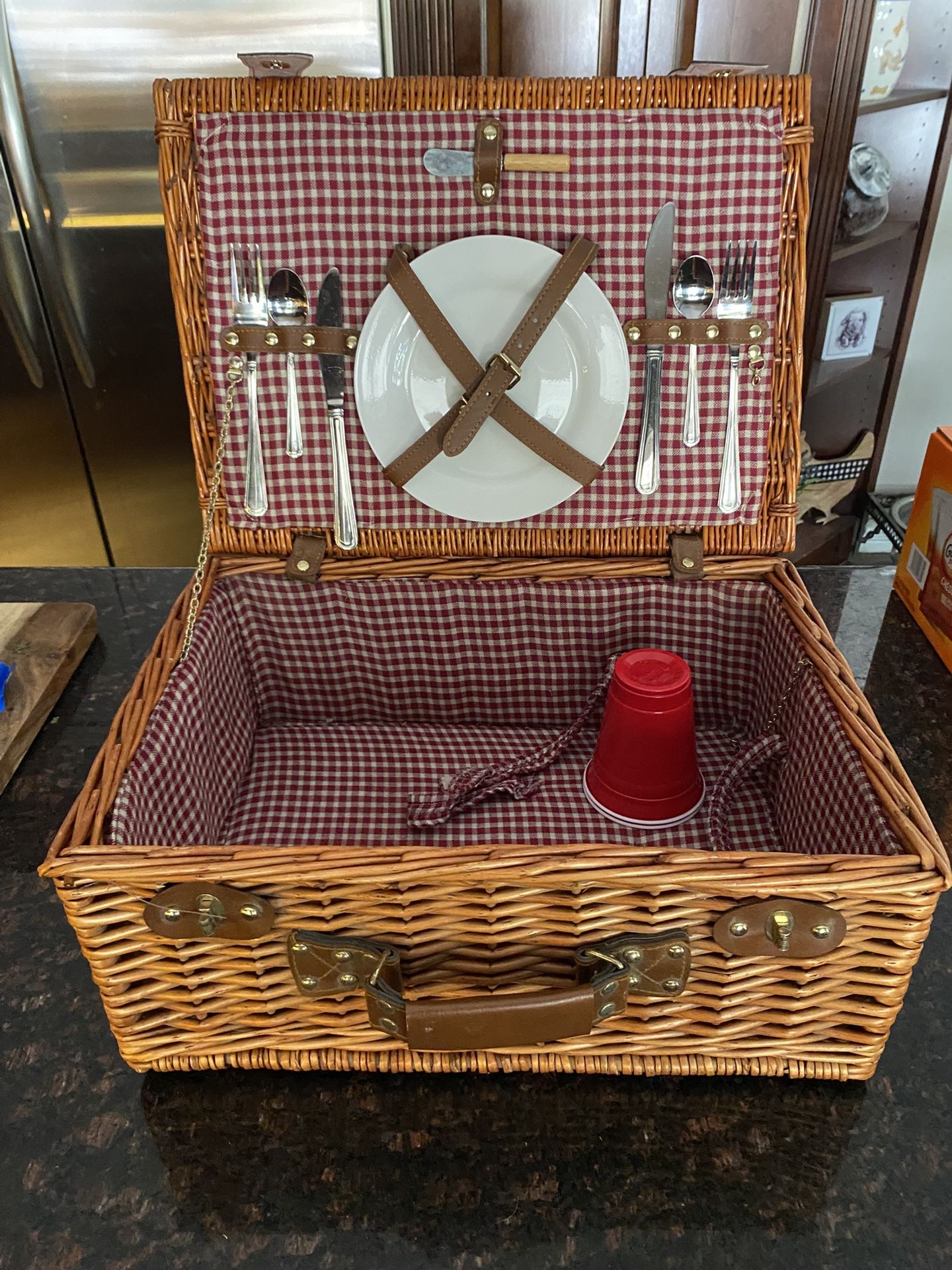 Pier 1 Wicker Picnic Basket W/Flatware for 2 people
