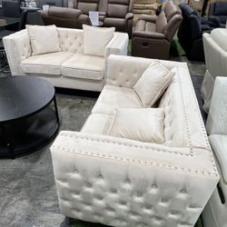 Beige Velvet Tufted 2Pcs Living Room Set / Juego de sala de estar de 2 piezas con mechones de tercio