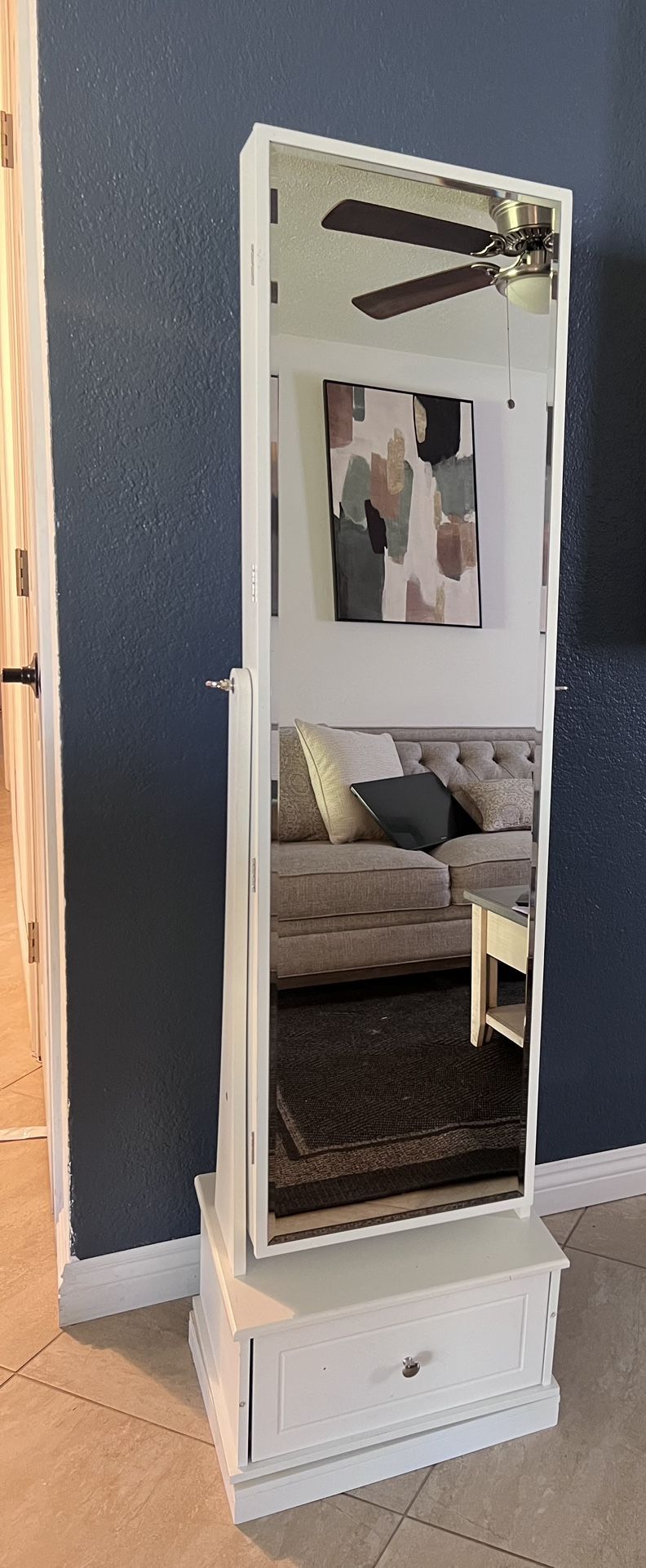 White 360 Rotating Mirror