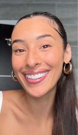 Click-On Smile Teeth Veneers